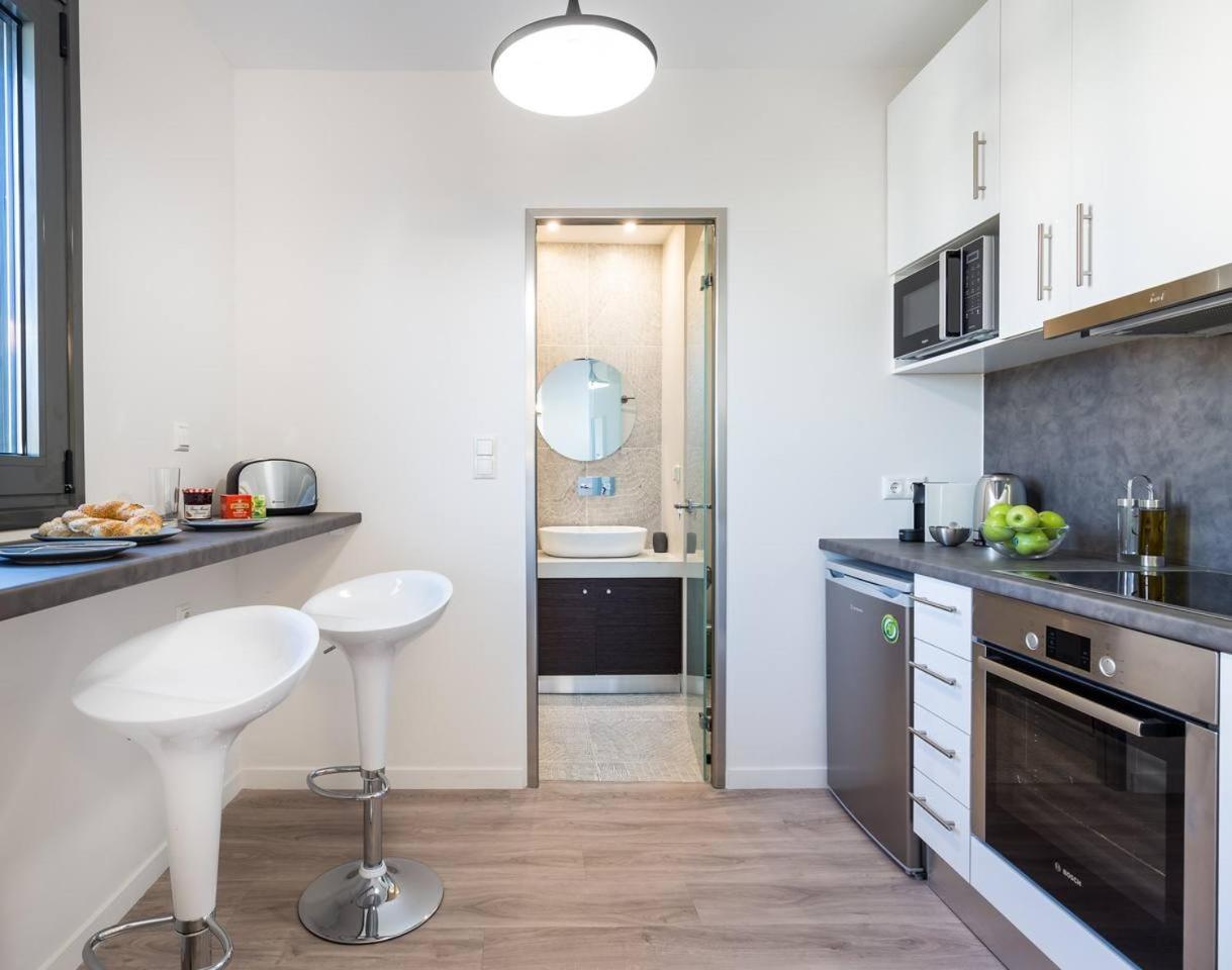 Syntagma Modern New Flat, Large Balcony With View Apartamento Atenas Exterior foto